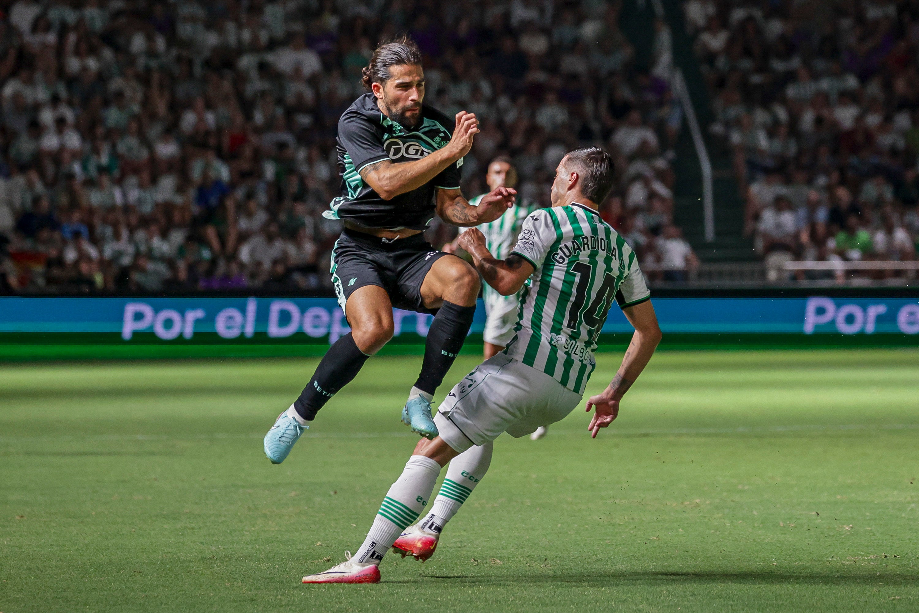 Las imágenes del ambientazo en el Arcángel en el Córdoba CF-Real Betis