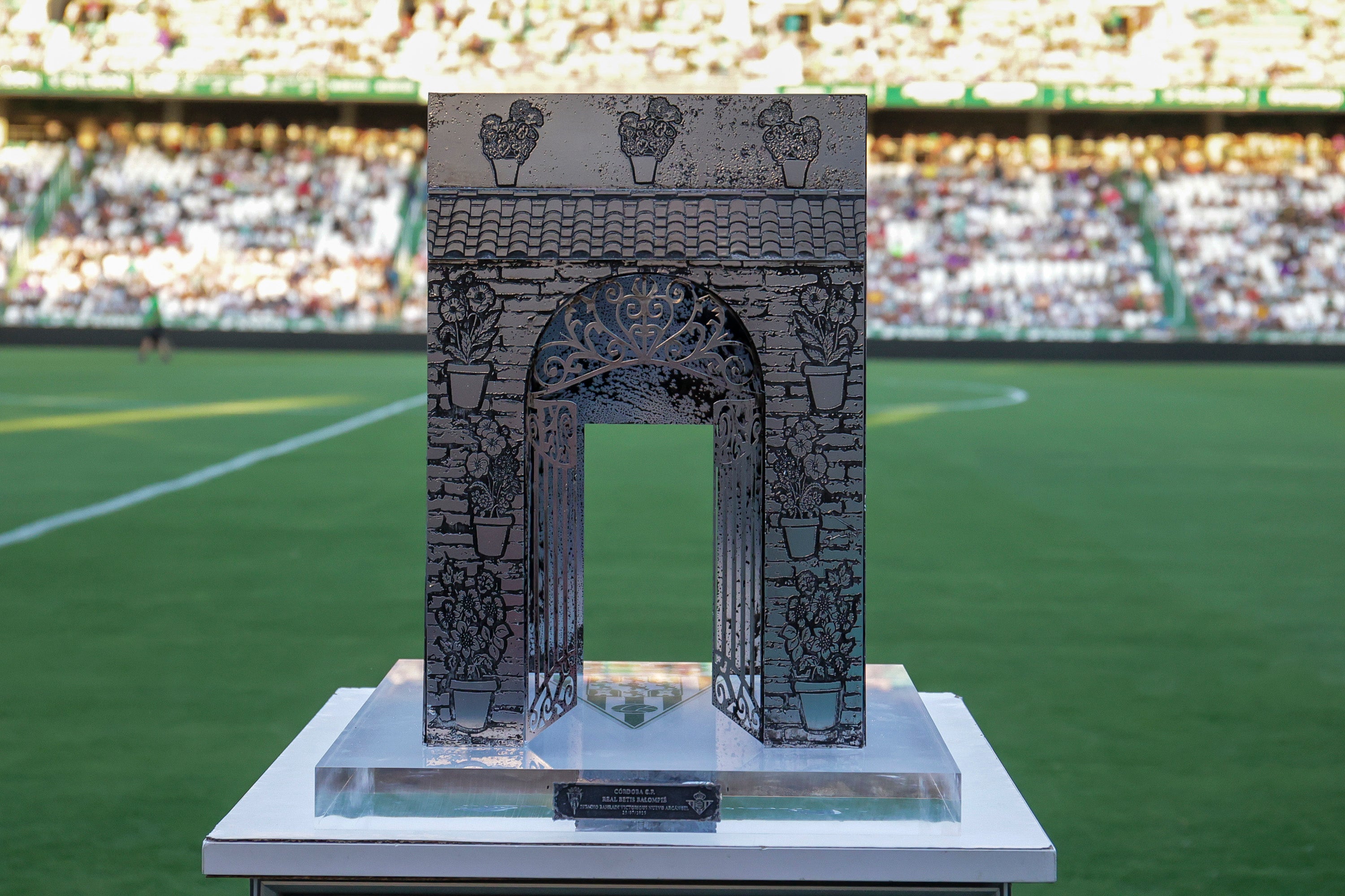 Las imágenes del ambientazo en el Arcángel en el Córdoba CF-Real Betis