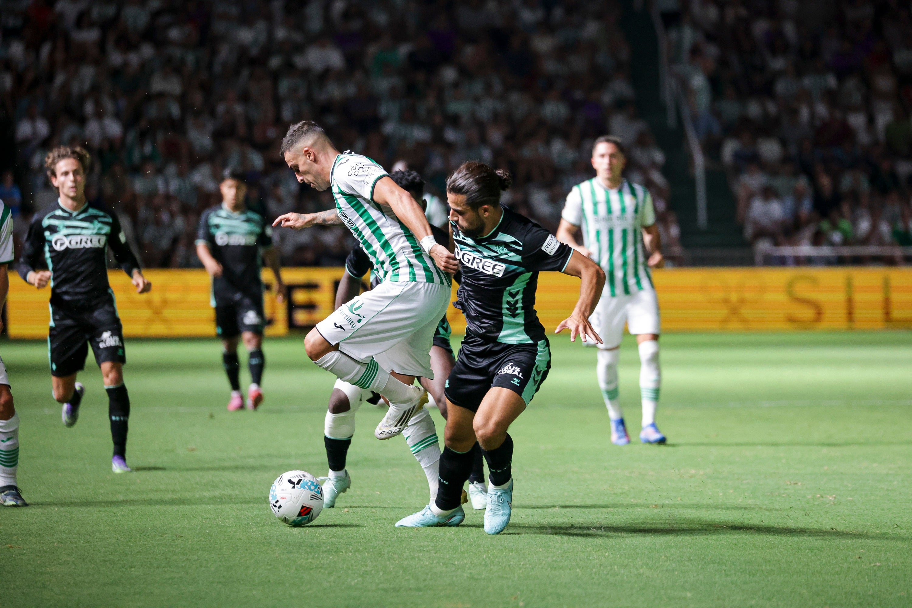 Las imágenes del ambientazo en el Arcángel en el Córdoba CF-Real Betis