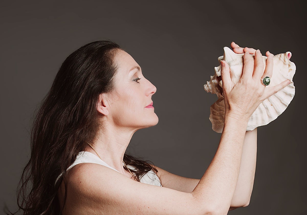 La artista Clara Montes