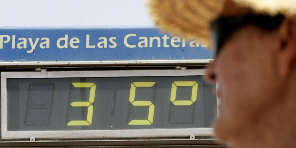 Un nuevo episodio de calor eleva los termómetros a los más de 40 grados en Canarias