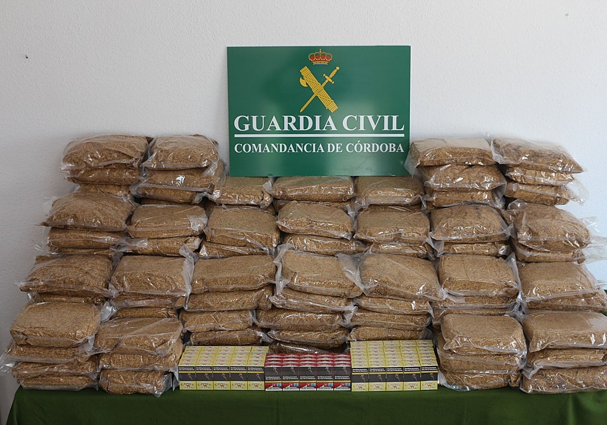Bolsas de picadura de tabaco incautadas por la Guardia Civil
