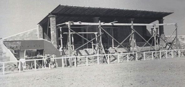 Así fue la construcción del campo de fútbol Carlos III de Toledo en los años 50