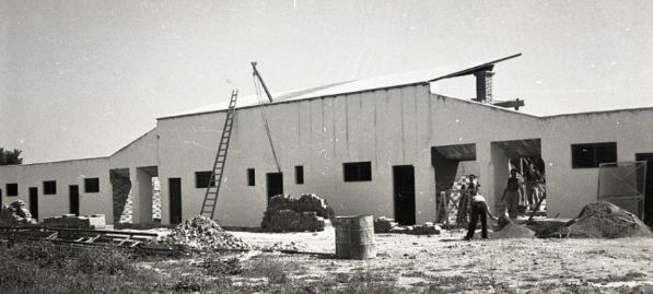 Así fue la construcción del campo de fútbol Carlos III de Toledo en los años 50