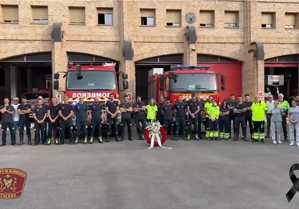 Homenaje del Cuerpo de Bomberos el día del fallecimiento del compañero