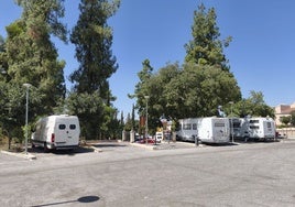 La Policía investiga la muerte de un hombre en Cabra al caer de una autocaravana