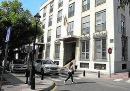 Prisión para el joven que mató a un familiar tras encontrar a su padre sin vida en una arqueta de Mijas