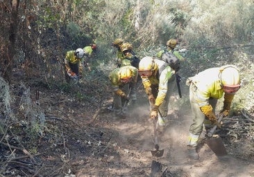 Primera noche «tranquila» en el incendio del Valle del Tiétar