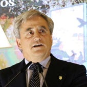 Ignacio Higuero: el cazador que dejó Vox para mantener su cargo y es ya la última víctima de la guerra de los currículos