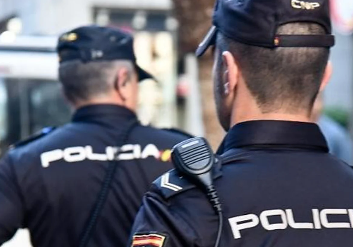 Agentes de la Policía Nacional uniformados en una foto de archivo