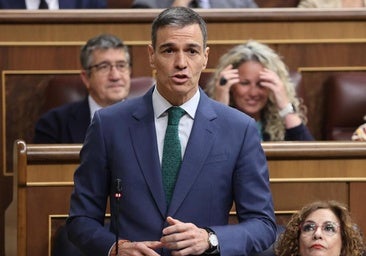 Pedro Sánchez, María Jesús Montero y Félix Bolaños en el Congreso de los Diputados
