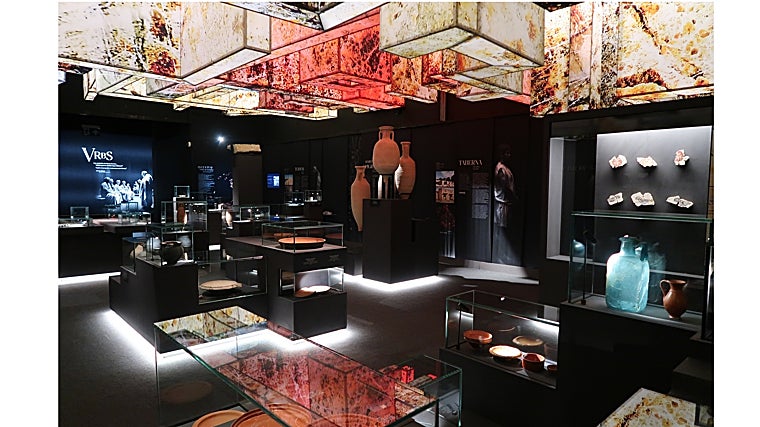 La exposición &#039;Ciudades de luz&#039; encara su último mes en el MARQ con un balance que ronda los 50.000 visitantes