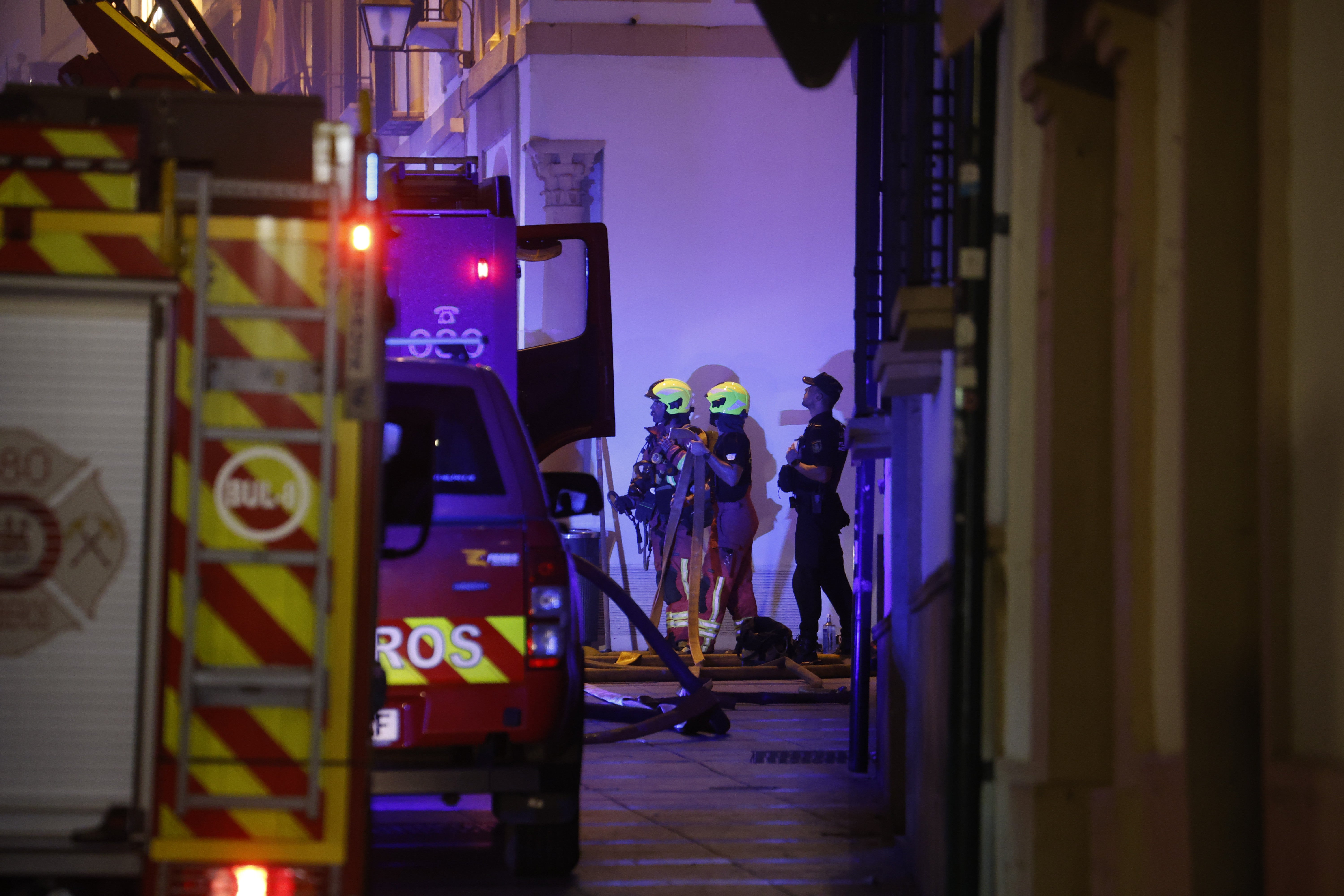 Las imágenes del inquietante incendio en la Mezquita de Córdoba