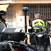 Cuatro detenidos de una familia por pegar a policías en Alicante: «Te vas a ir en una caja con los pies por delante»