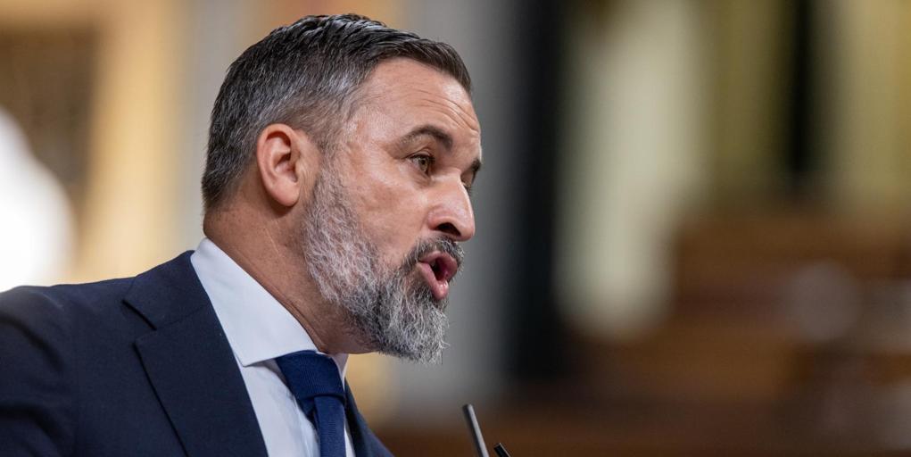 Abascal aprovecha el discurso migratorio para disputar el voto al PP