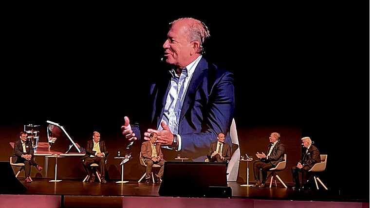 Adolfo Borrero: «Hay cámaras inteligentes que transmiten datos sintéticos y no imágenes de los objetos que ve el turista»