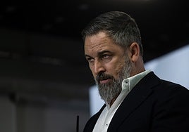 Abascal arremete contra la Iglesia por defender a los musulmanes de Jumilla