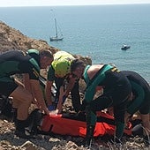 Mueren cinco inmigrantes en patera que intentaban llegar a la costa de Almería