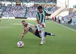 El Nástic de Tarragona da marcha atrás y no fichará al exjugador del Córdoba CF Calderón por sus declaraciones contra Cataluña