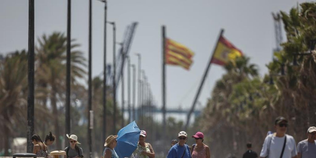 La Comunidad Valenciana emite una doble alerta especial por la ola de calor de los próximos días