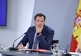 Feijóo afea los mensajes de Óscar Puente sobre los incendios: «Sánchez debería pedir respeto ante el dolor de los españoles»