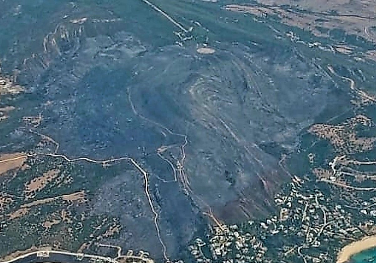 Vista aérea del incendio