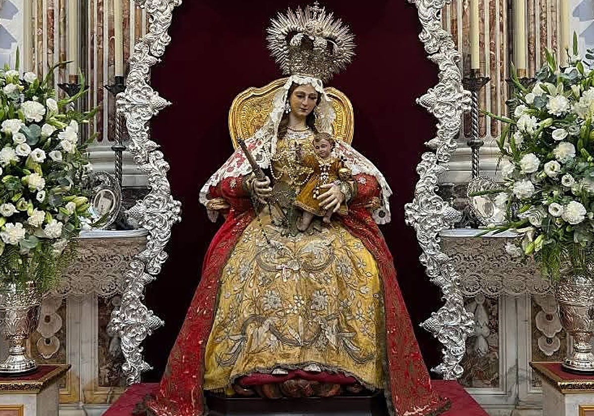 La 'Virgen del Sagrario de Toledo' en besamanos este martes en la Iglesia de San Pablo de Cádiz
