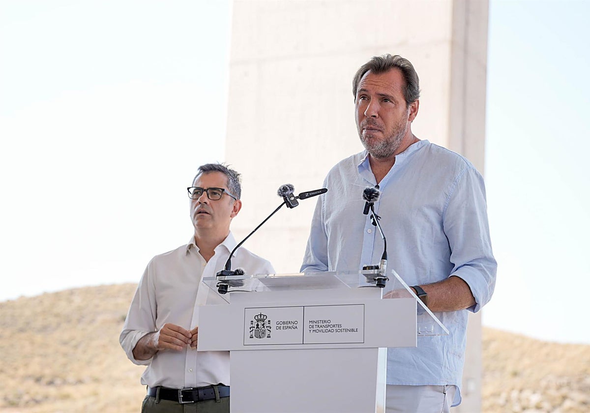 Óscar Puente ha visitado este miércoles las obras del AVE en Almería