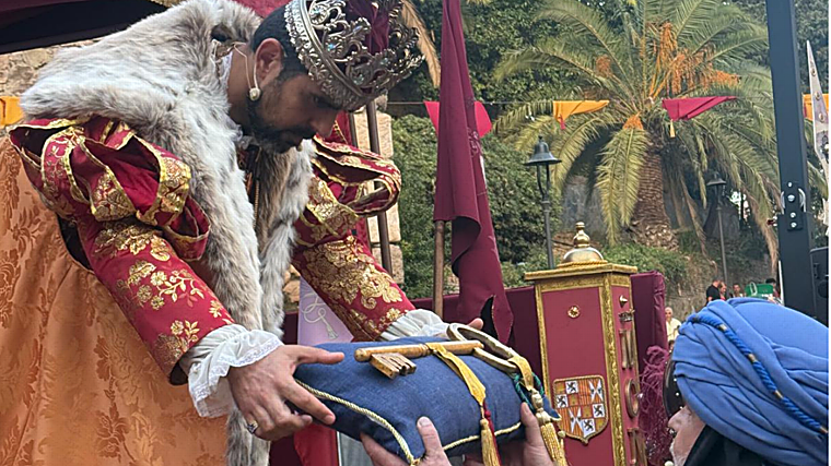 Entrega de las llaves de la ciudad por parte del bando nazarí a los Reyes Católicos