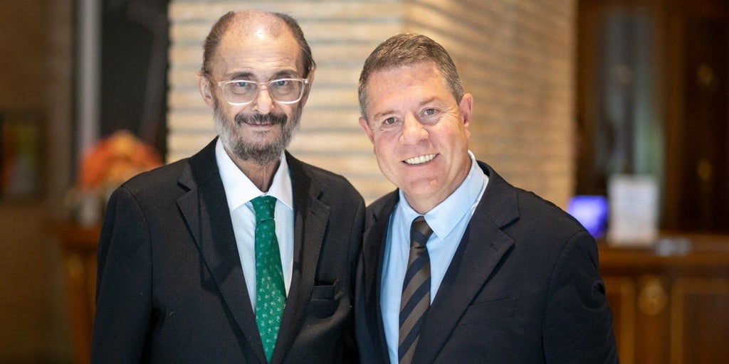 Page despide a su «gran amigo» Lambán: «Ha sido un hombre cabal, honesto y muy coherente»