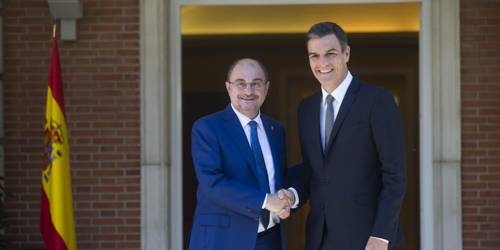 Reacciones a la muerte de Javier Lambán: Pedro Sánchez habla de «gran pesar» y «huella imborrable»