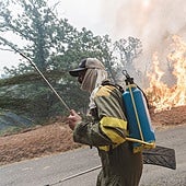 El incendio infinito de Chandrexa de Queixa: «La vegetación es como pólvora»