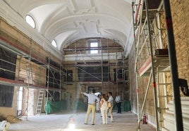 El Ayuntamiento de Córdoba saca a la licitación el traslado de casi 580 obras de arte del Alcázar