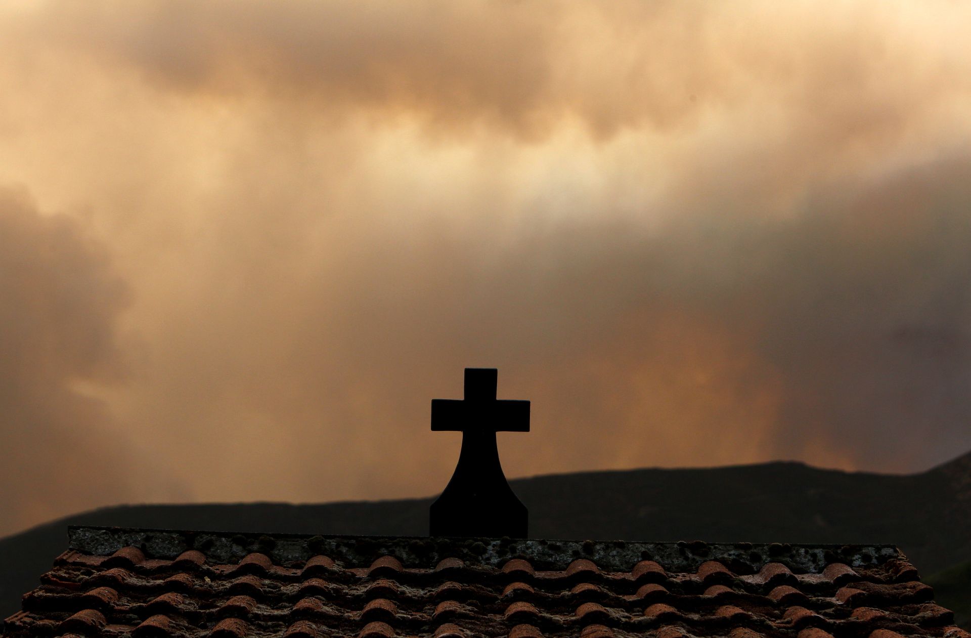 La lucha de Castilla y León contra el fuego, en imágenes