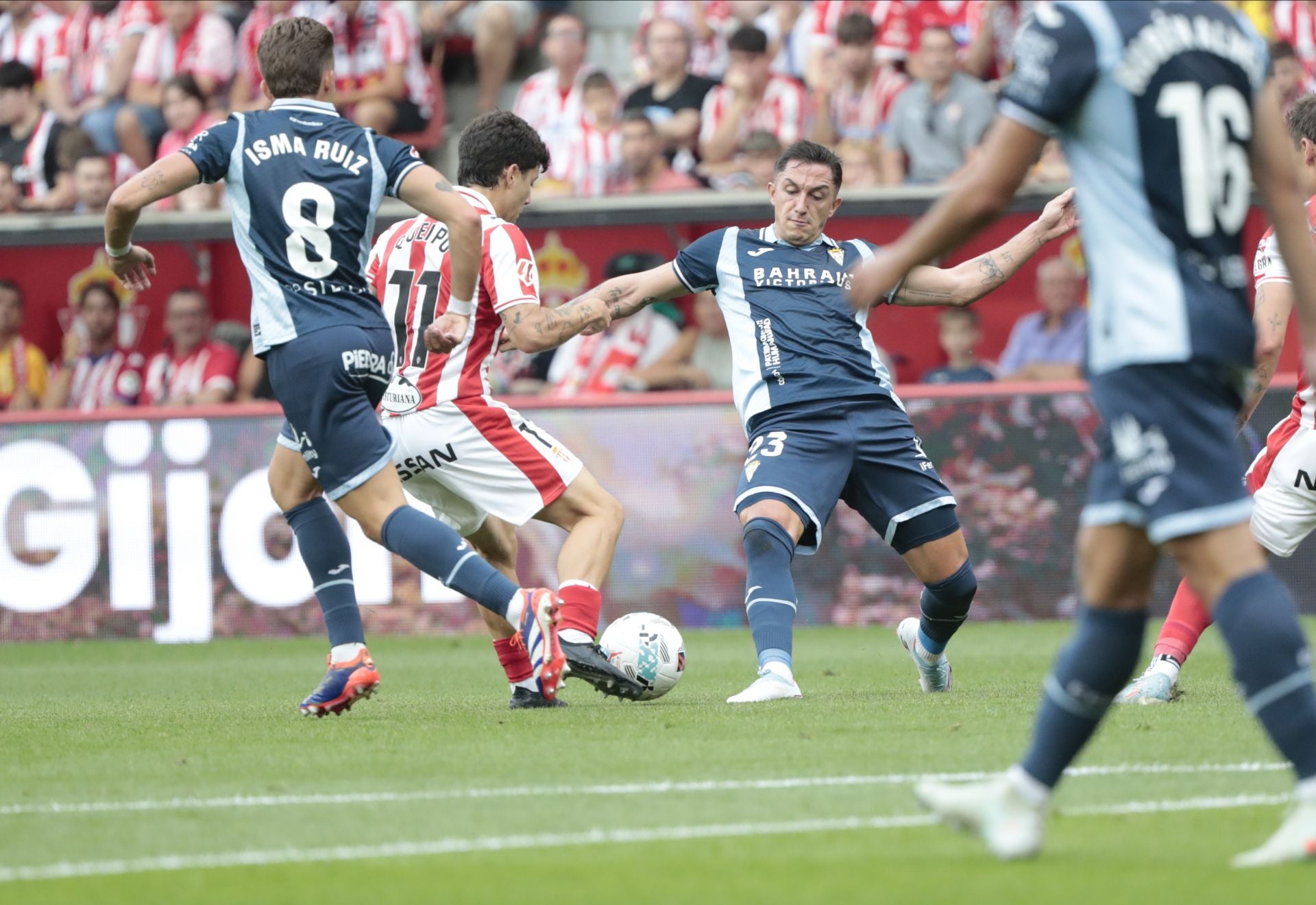 La derrota del Córdoba en Gijón, en imágenes