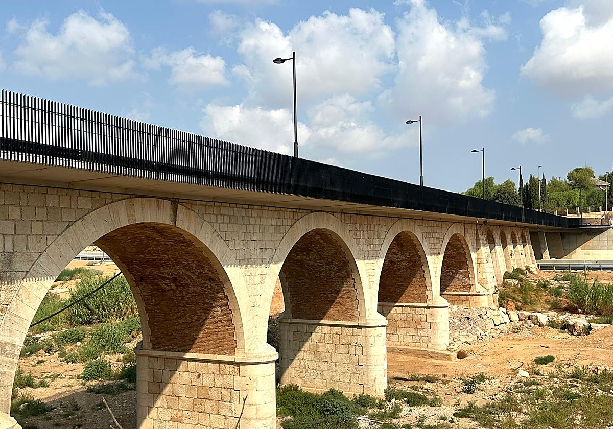 Imagen del puente que conecta Torrent y Alaquàs tras su reparación