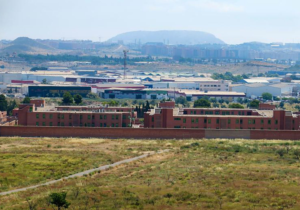Exterior del centro penitenciario de Fontcalent, en Alicante