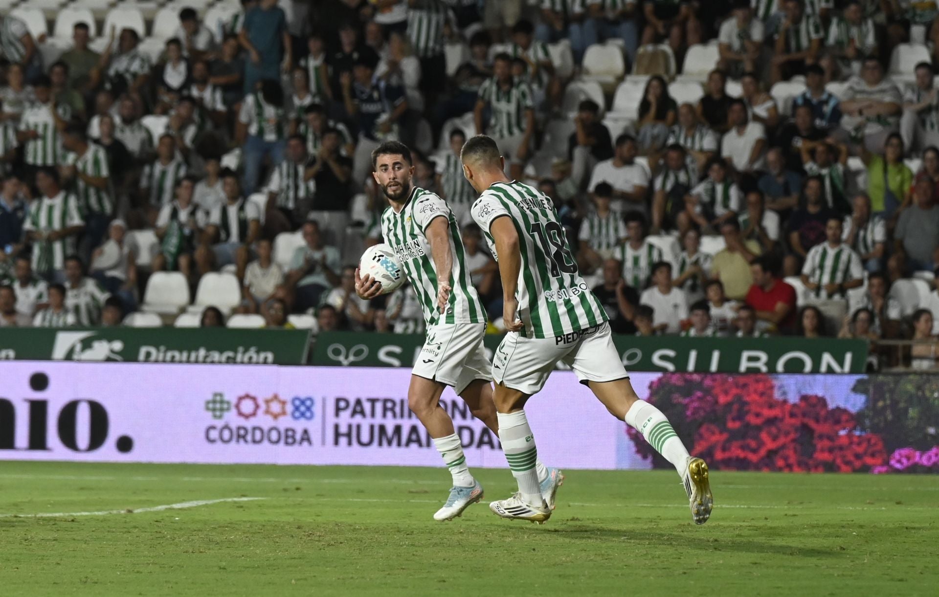 La dolorosa derrota del Córdoba ante Las Palmas, en imágenes