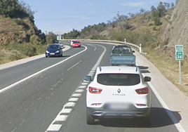 Muere un hombre al chocar dos coches frontalmente en un pueblo de la Axarquía malagueña