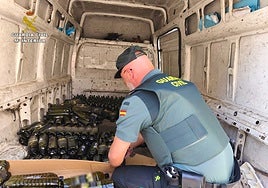 Dos detenidos por robar 511 botellas de aceite de oliva de un camión estacionado en un área e servicio de la A-2, en Guadalajara