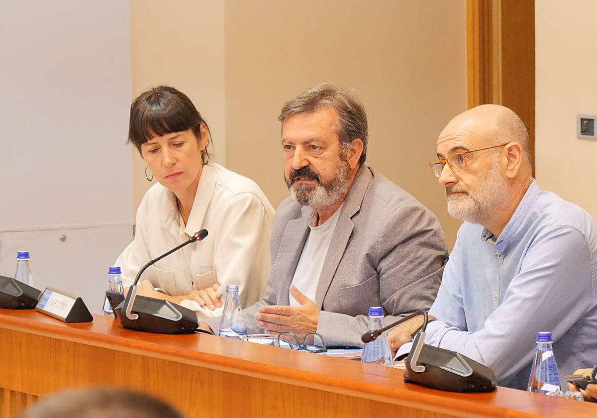 Miembros del BNG durante la Comisión Permante ayer en el Parlamento