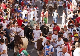 Once heridos por contusiones y caídas en el séptimo encierro de las fiestas de 'Sanse'