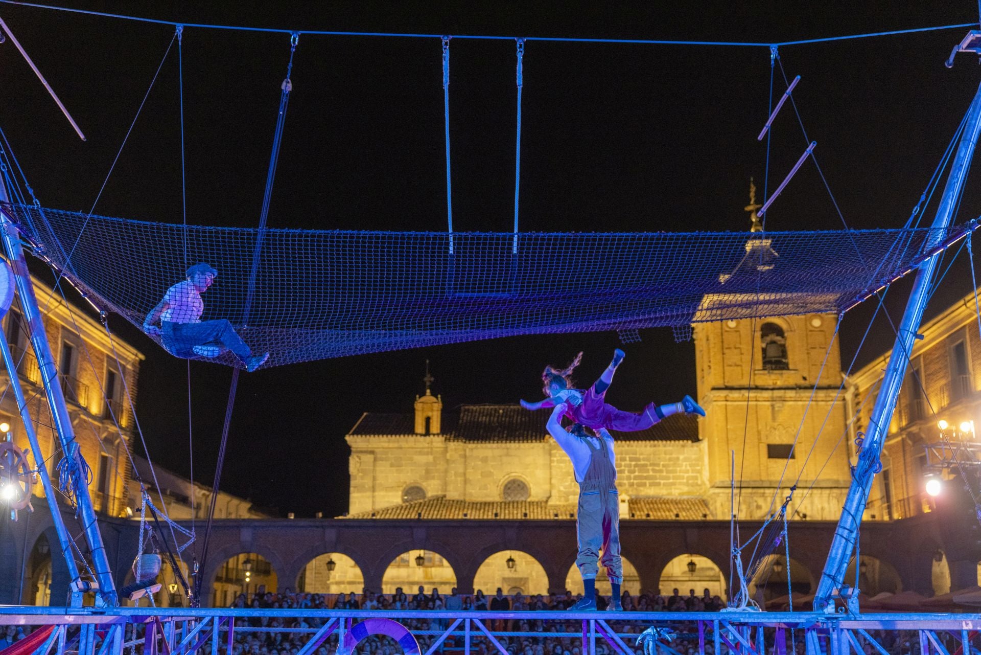 Ávila se rinde a la magia del Cir&amp;Co