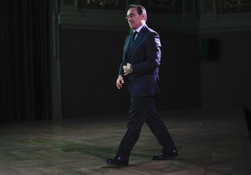 Albares considera un «camino irrenunciable» para el Gobierno la oficialidad del catalán en la UE