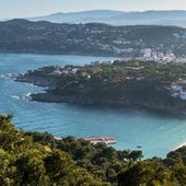 El precioso pueblo costero de Cataluña que enamoró a Hansi Flick: dónde está y cómo llegar