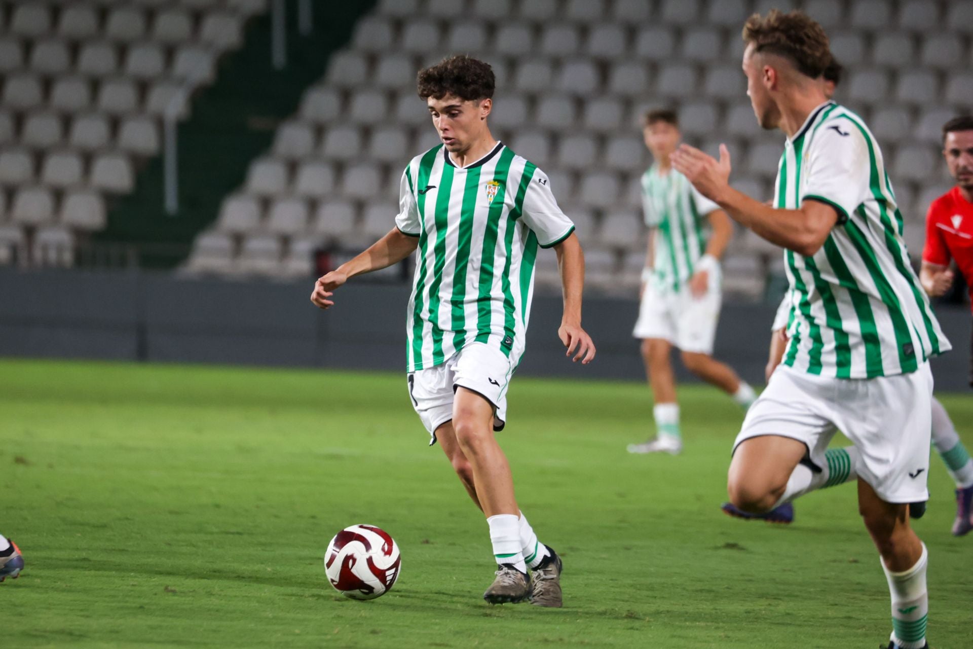 El Córdoba-Real Madrid de inicio del Mundial de Clubs Juvenil, en imágenes