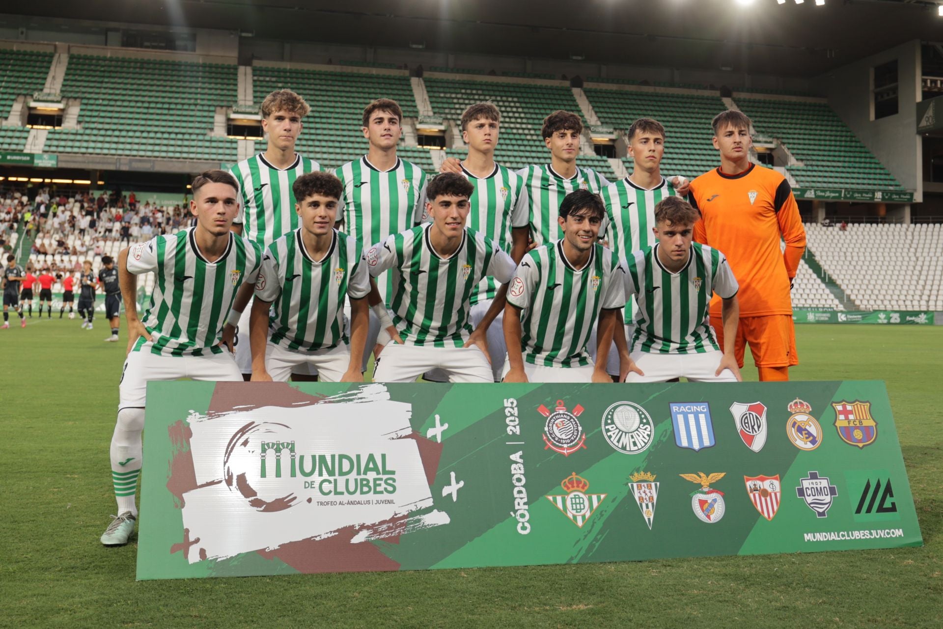 El Córdoba-Real Madrid de inicio del Mundial de Clubs Juvenil, en imágenes