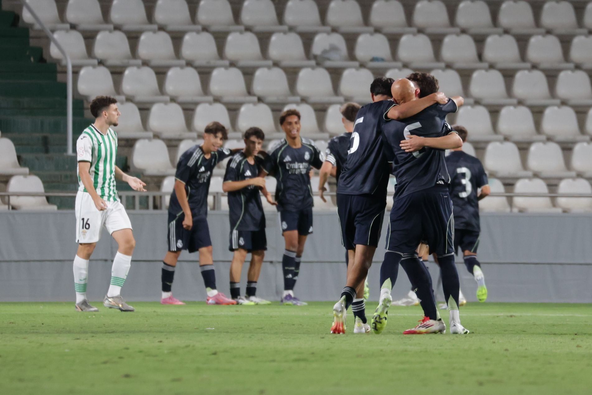 El Córdoba-Real Madrid de inicio del Mundial de Clubs Juvenil, en imágenes