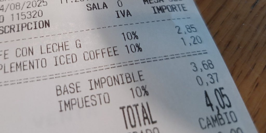 Nuevos «suplementos» que cobran algunos bares y las dudas legales que suscitan en redes