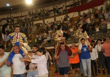 Puerta grande para Jiménez, Durán y De Justo en Priego de Córdoba